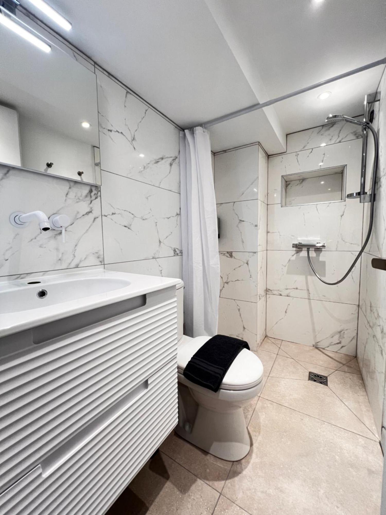 Studios Le Medicis Rouen Rom bilde